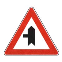 Figure 3 · Segnali di precedenza